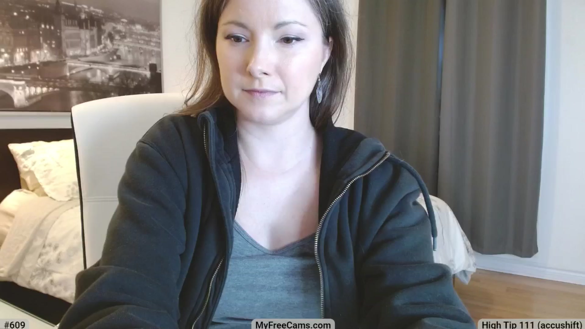 Gallery image thumbnail from KellyHeart's myfreecams stream on, 05/02/2025, 20:21 image 14 of 20