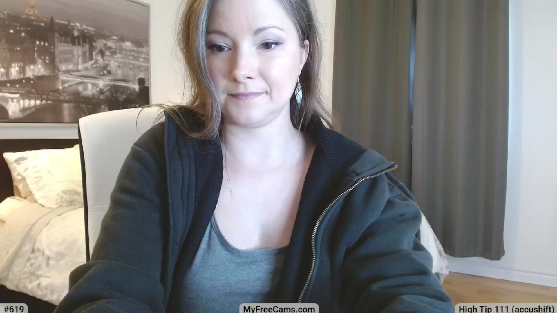 Gallery image thumbnail from KellyHeart's myfreecams stream on, 05/02/2025, 20:21 image 2 of 20