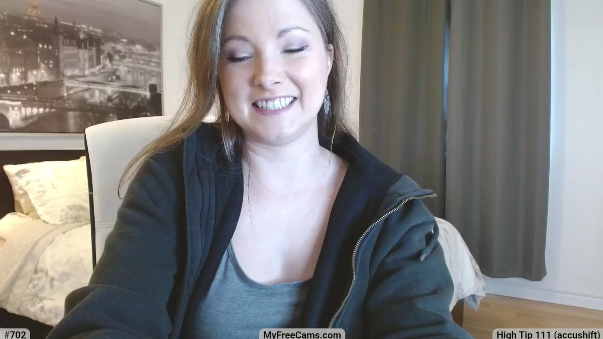 Gallery image thumbnail from KellyHeart's myfreecams stream on, 05/02/2025, 20:21 image 1 of 20
