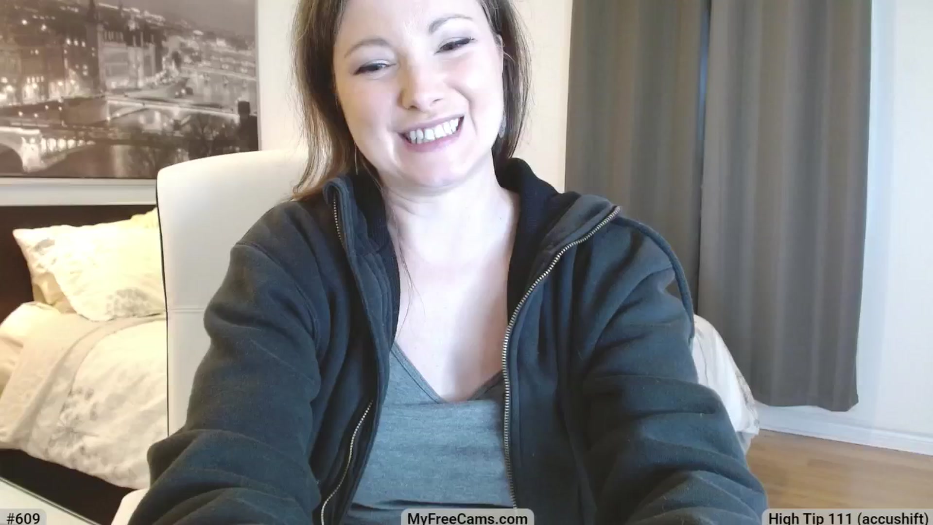 Gallery image thumbnail from KellyHeart's myfreecams stream on, 05/02/2025, 20:21 image 11 of 20