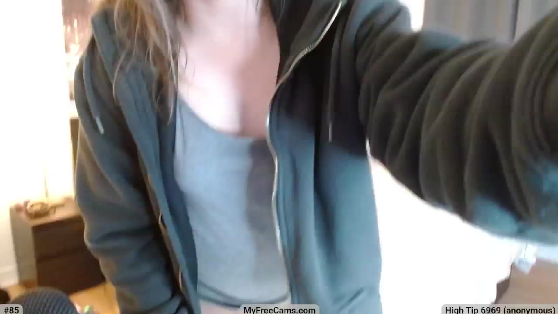 Gallery image thumbnail from KellyHeart's myfreecams stream on, 05/03/2025, 06:02 image 16 of 20