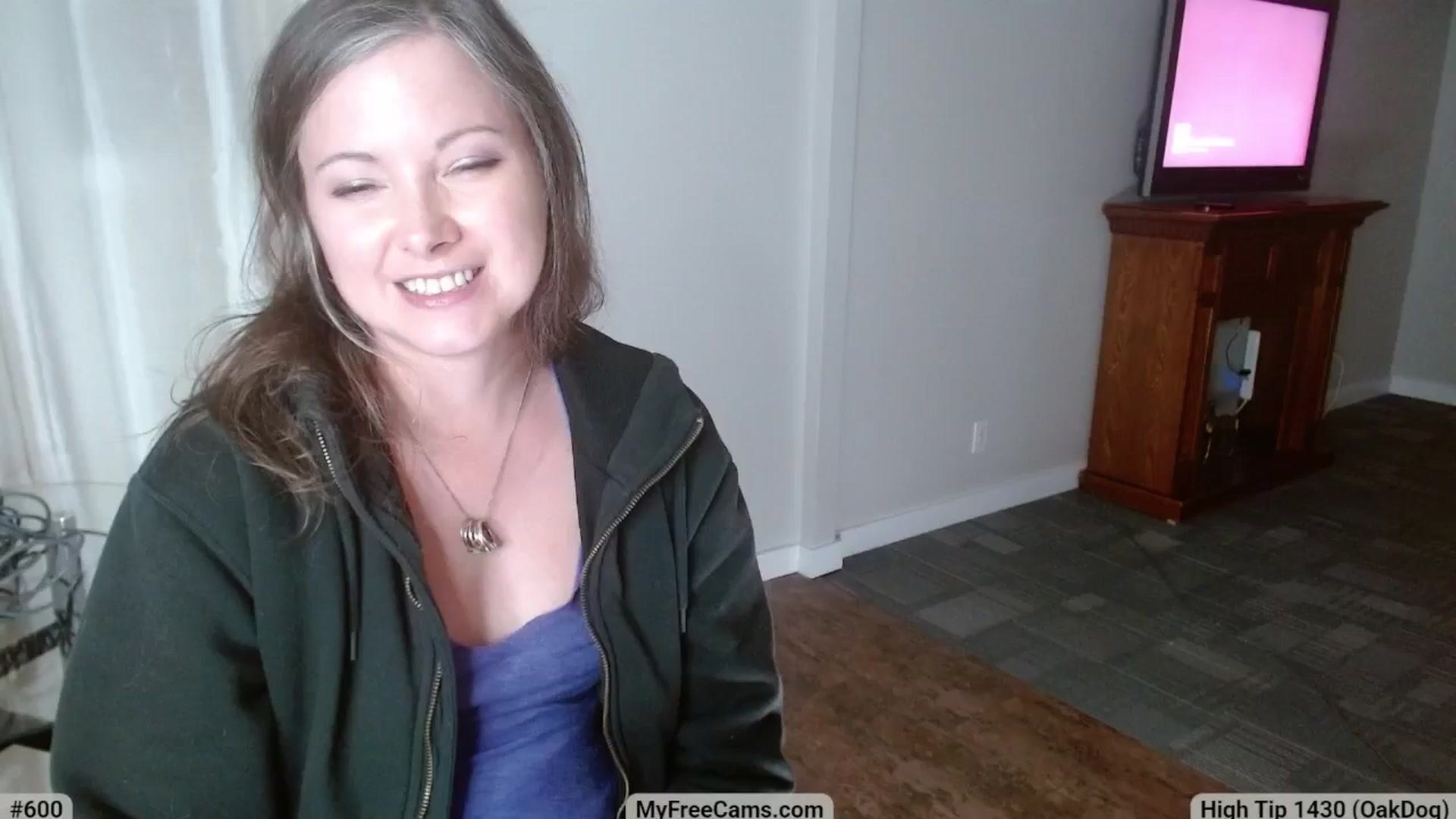 Gallery image thumbnail from KellyHeart's myfreecams stream on, 05/31/2025, 03:43 image 19 of 20