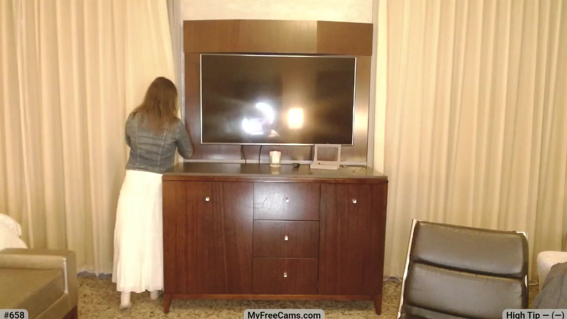 Gallery image thumbnail from KellyHeart's myfreecams stream on, 07/01/2025, 04:02 image 1 of 20