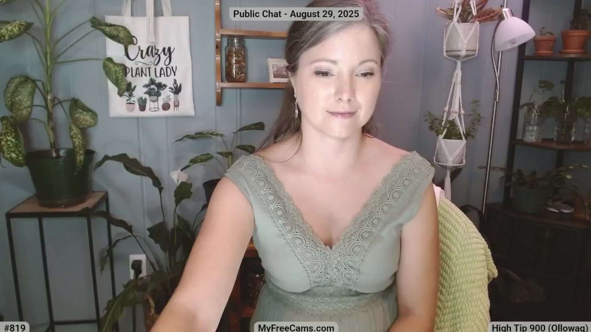 Gallery image thumbnail from KellyHeart's myfreecams stream on, 08/30/2025, 05:40 image 8 of 20