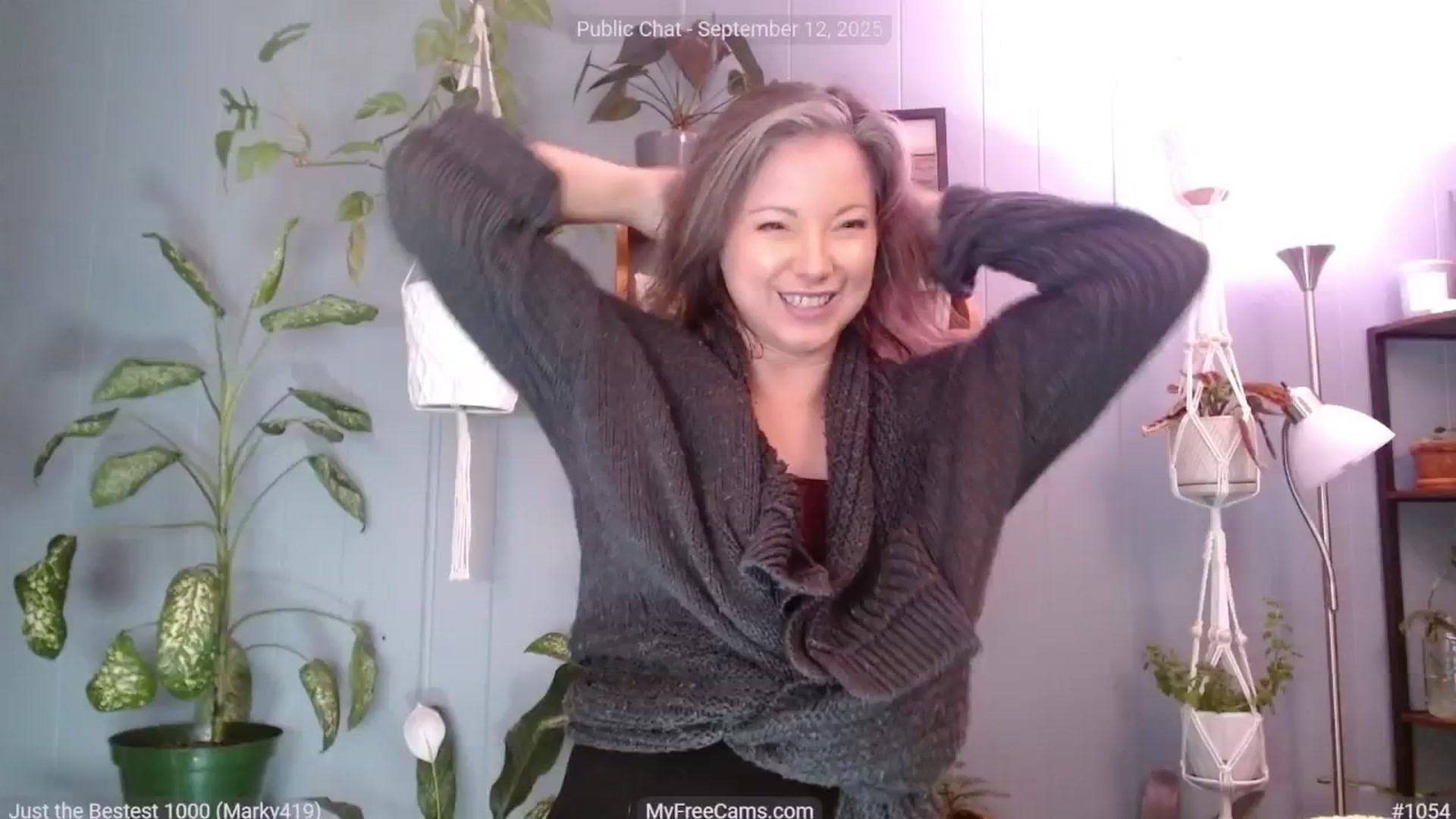 Gallery image thumbnail from KellyHeart's myfreecams stream on, 09/13/2025, 06:59 image 9 of 20