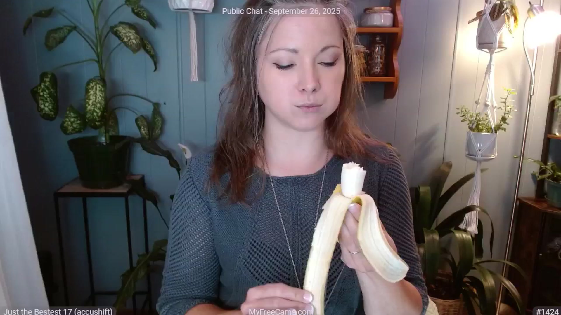 Gallery image thumbnail from KellyHeart's myfreecams stream on, 09/26/2025, 16:01 image 1 of 20