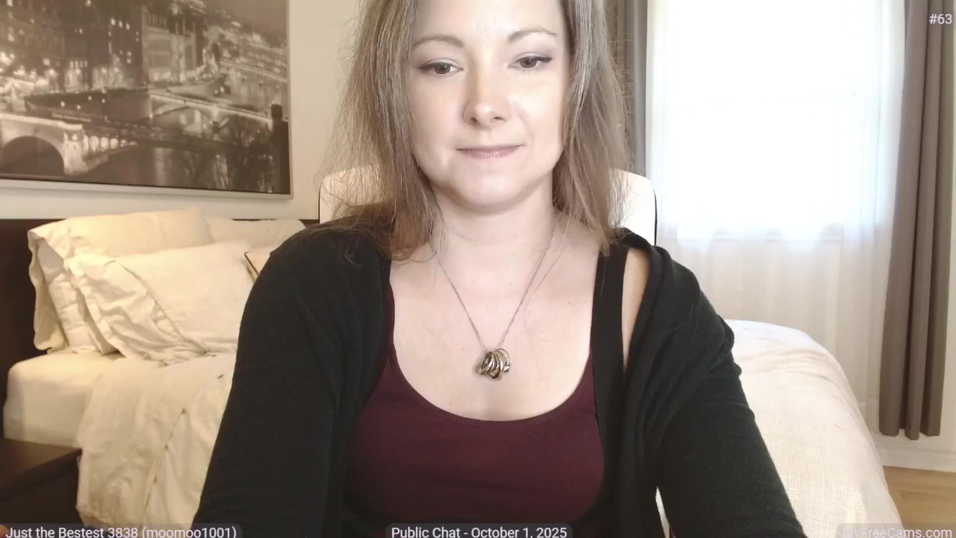 Gallery image thumbnail from KellyHeart's myfreecams stream on, 10/01/2025, 19:14 image 10 of 20