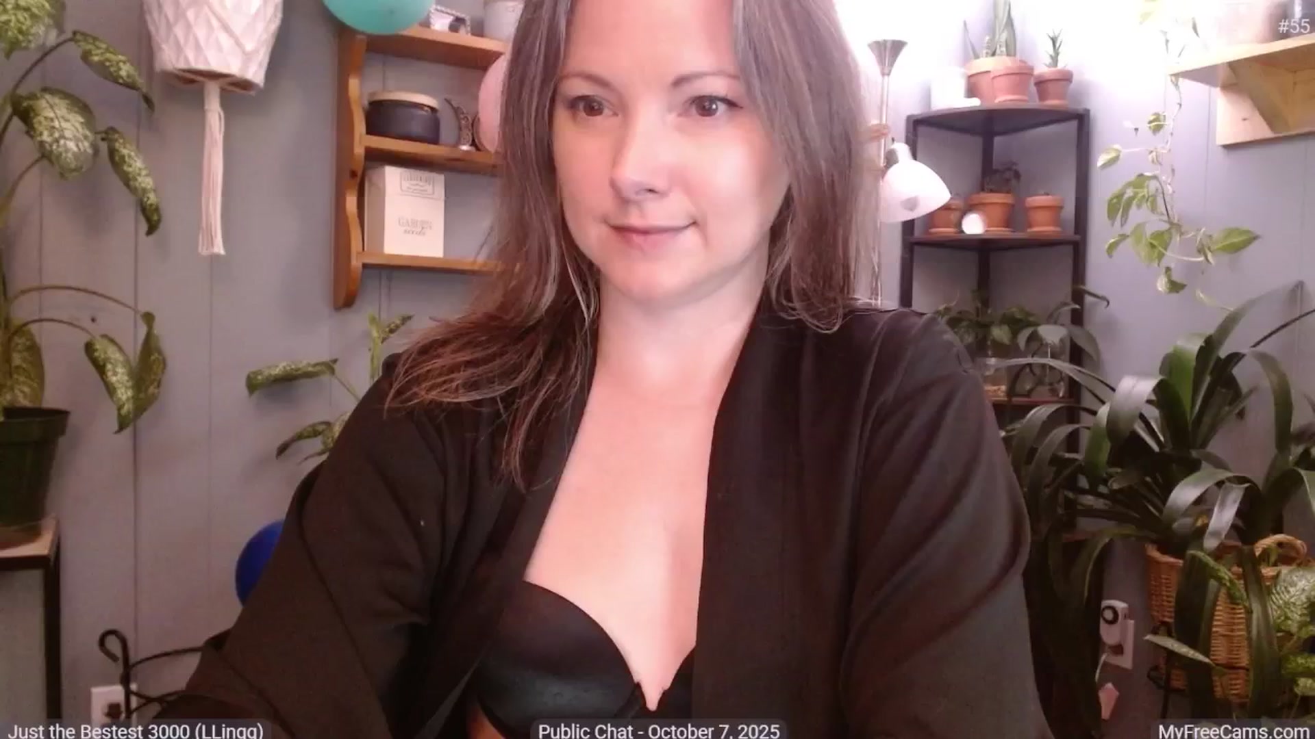 Gallery image thumbnail from KellyHeart's myfreecams stream on, 10/08/2025, 03:17 image 15 of 20