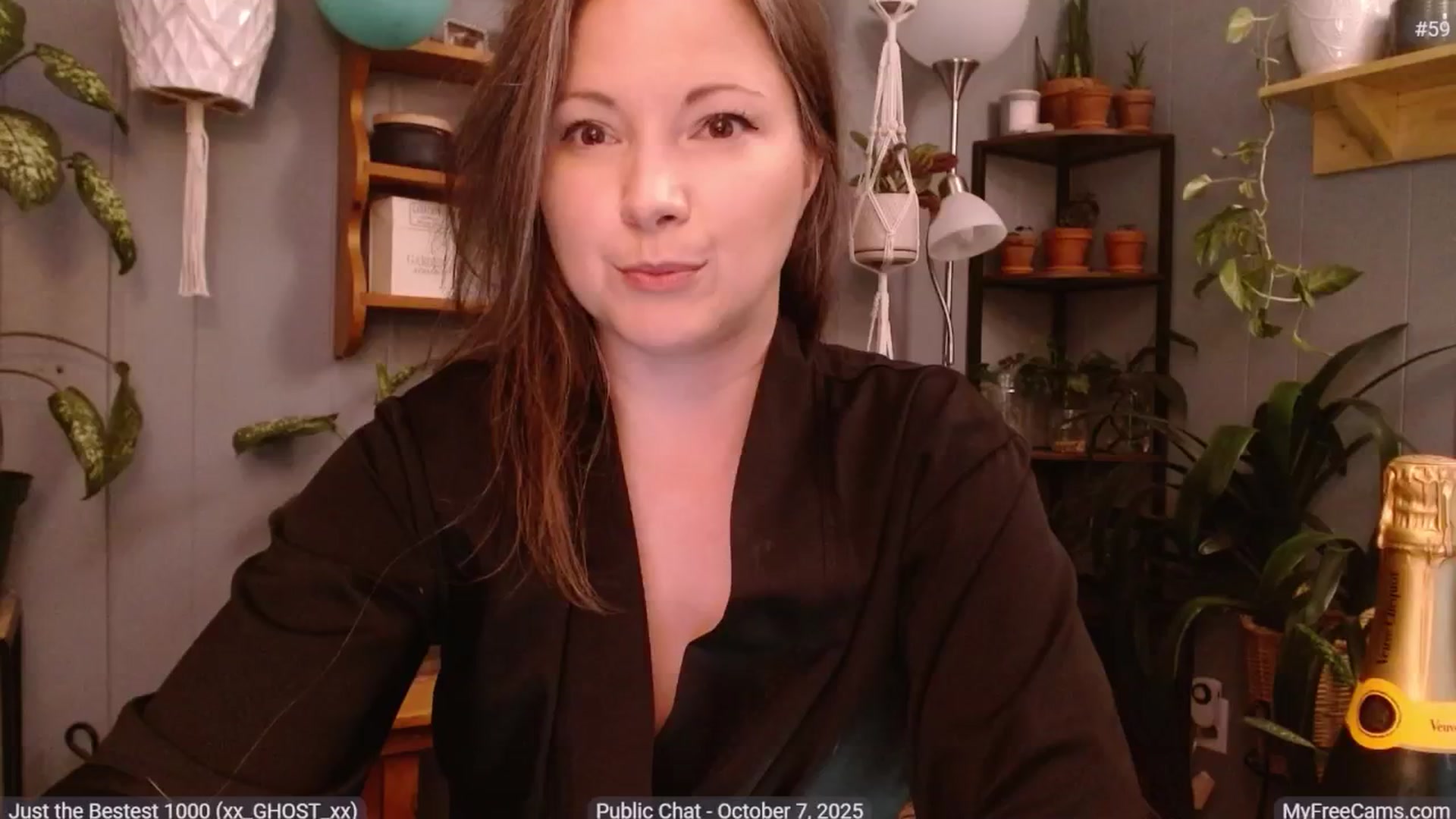 Gallery image thumbnail from KellyHeart's myfreecams stream on, 10/08/2025, 03:17 image 7 of 20