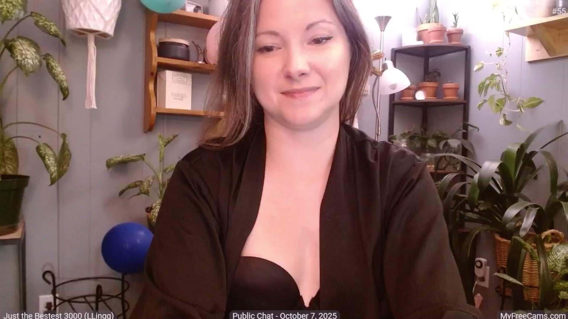 Gallery image thumbnail from KellyHeart's myfreecams stream on, 10/08/2025, 03:17 image 19 of 20