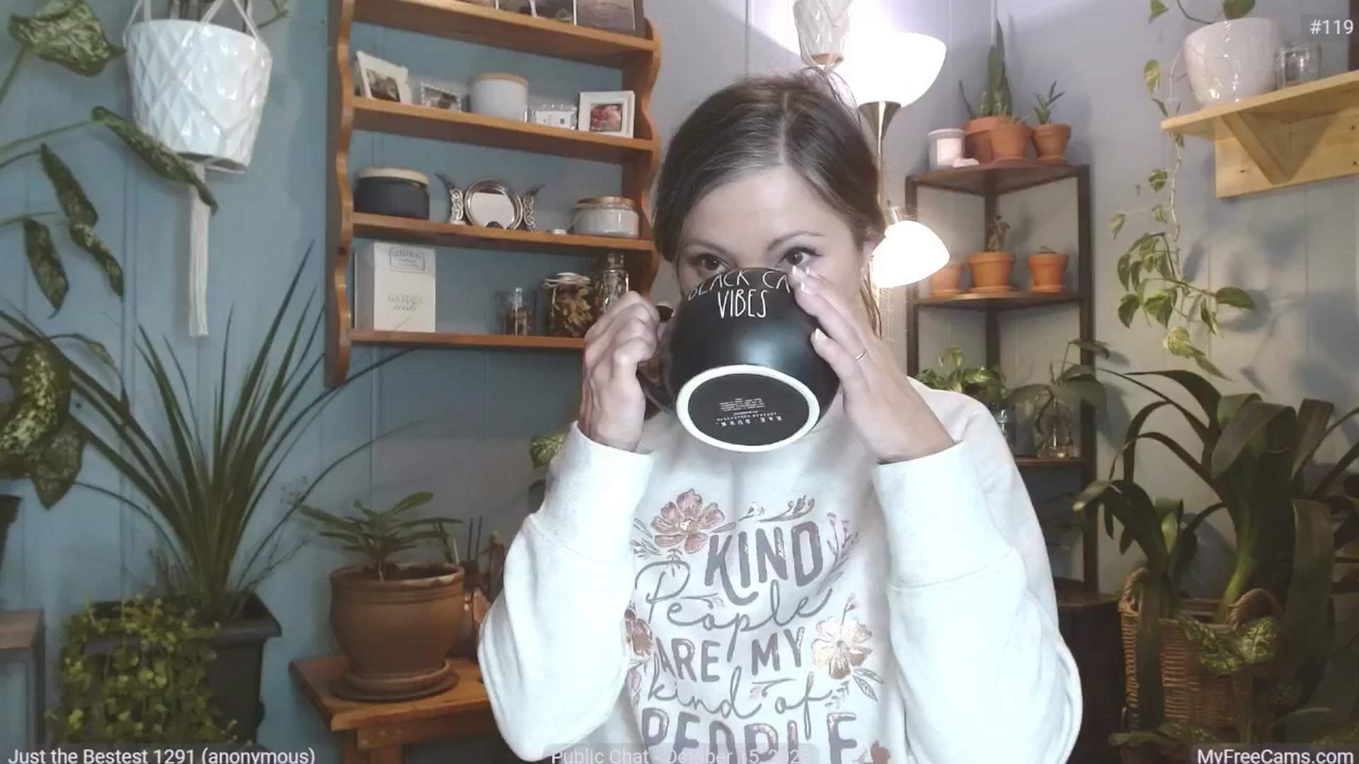 Gallery image thumbnail from KellyHeart's myfreecams stream on, 10/15/2025, 18:05 image 15 of 20