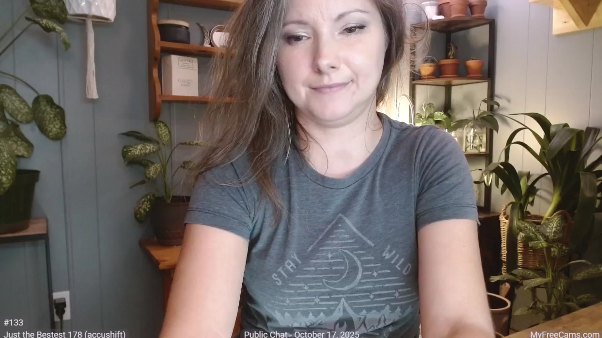 Gallery image thumbnail from KellyHeart's myfreecams stream on, 10/18/2025, 06:34 image 18 of 20