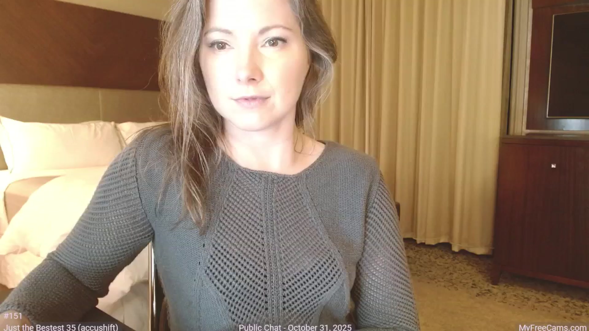 Gallery image thumbnail from KellyHeart's myfreecams stream on, 11/01/2025, 07:26 image 2 of 20