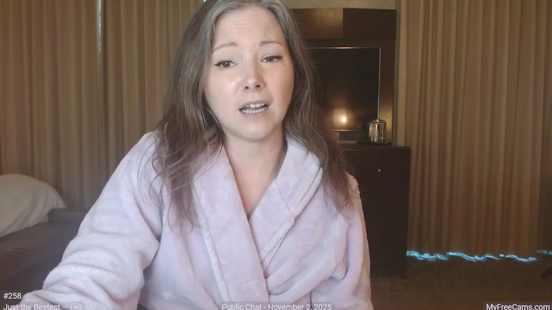 Gallery image thumbnail from KellyHeart's myfreecams stream on, 11/02/2025, 14:13 image 6 of 20