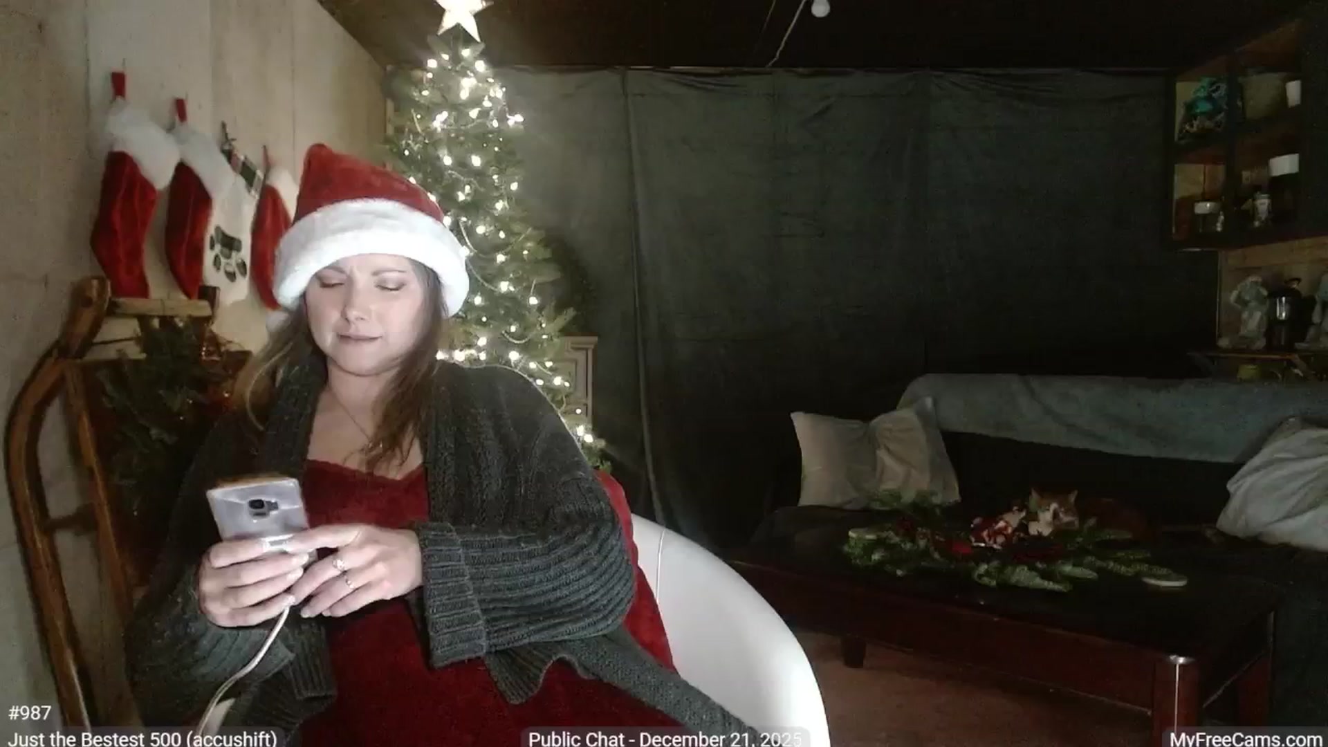 Gallery image thumbnail from KellyHeart's myfreecams stream on, 12/22/2025, 06:55 image 3 of 20