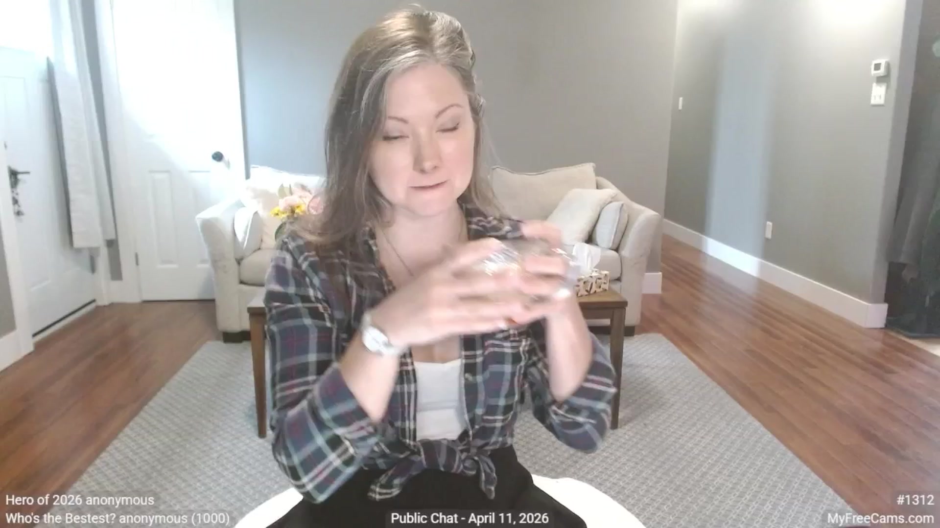 Gallery image thumbnail from KellyHeart's myfreecams stream on, 04/11/2026, 16:36 image 11 of 20