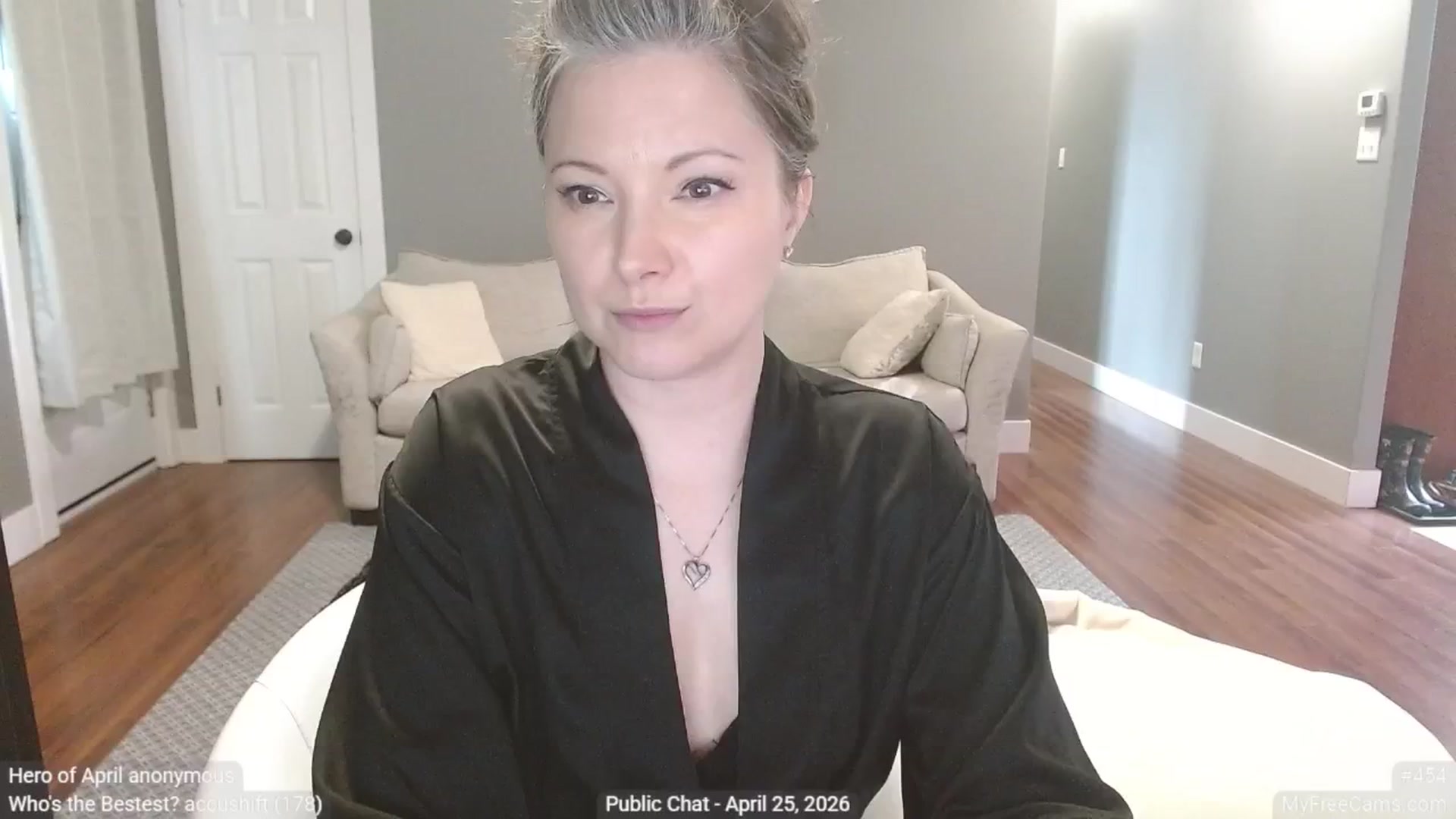 Gallery image thumbnail from KellyHeart's myfreecams stream on, 04/25/2026, 16:35 image 19 of 20