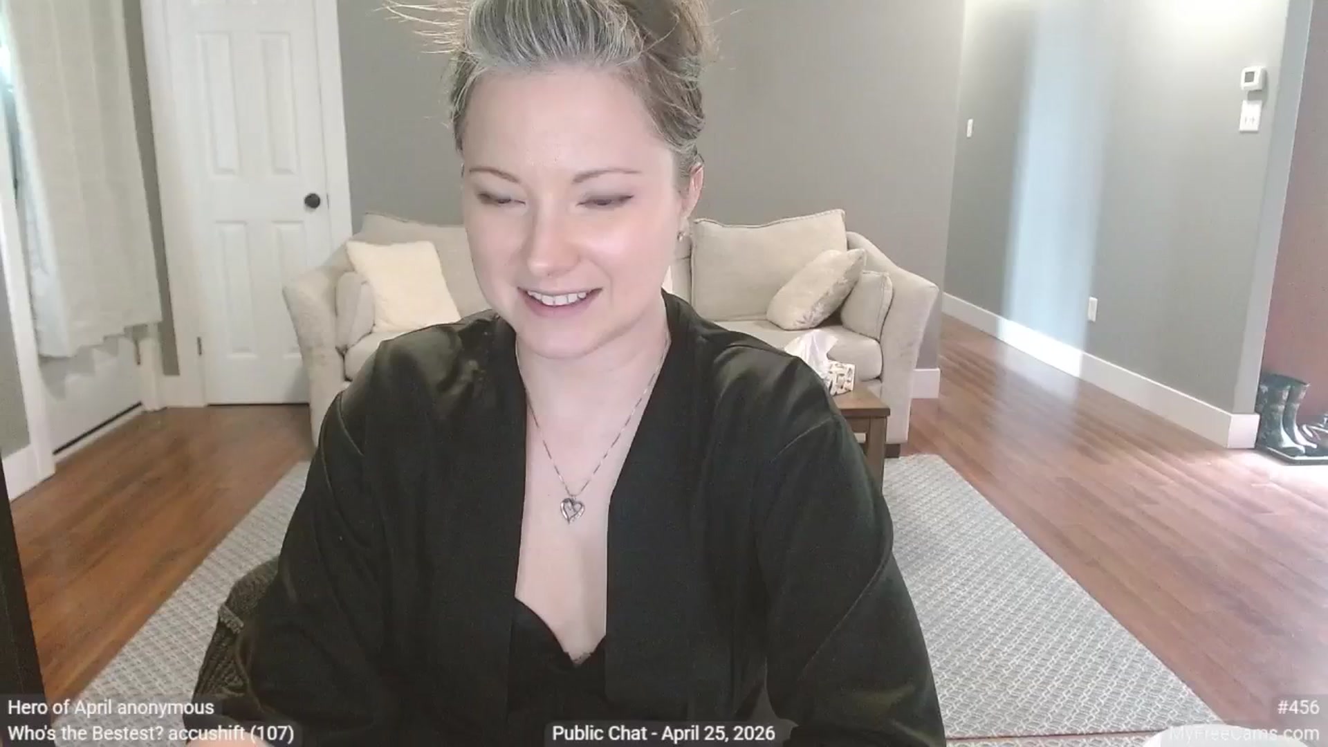 Gallery image thumbnail from KellyHeart's myfreecams stream on, 04/25/2026, 16:35 image 11 of 20