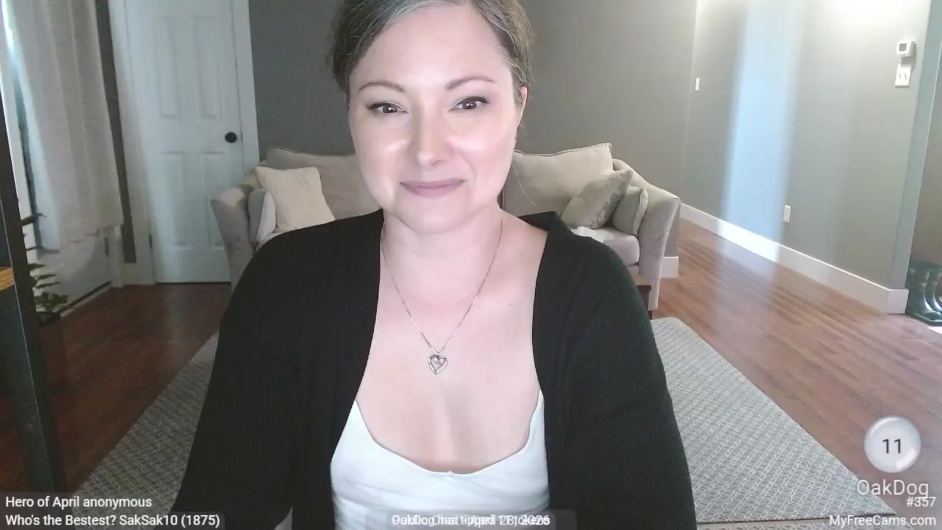 Gallery image thumbnail from KellyHeart's myfreecams stream on, 04/28/2026, 19:58 image 14 of 20