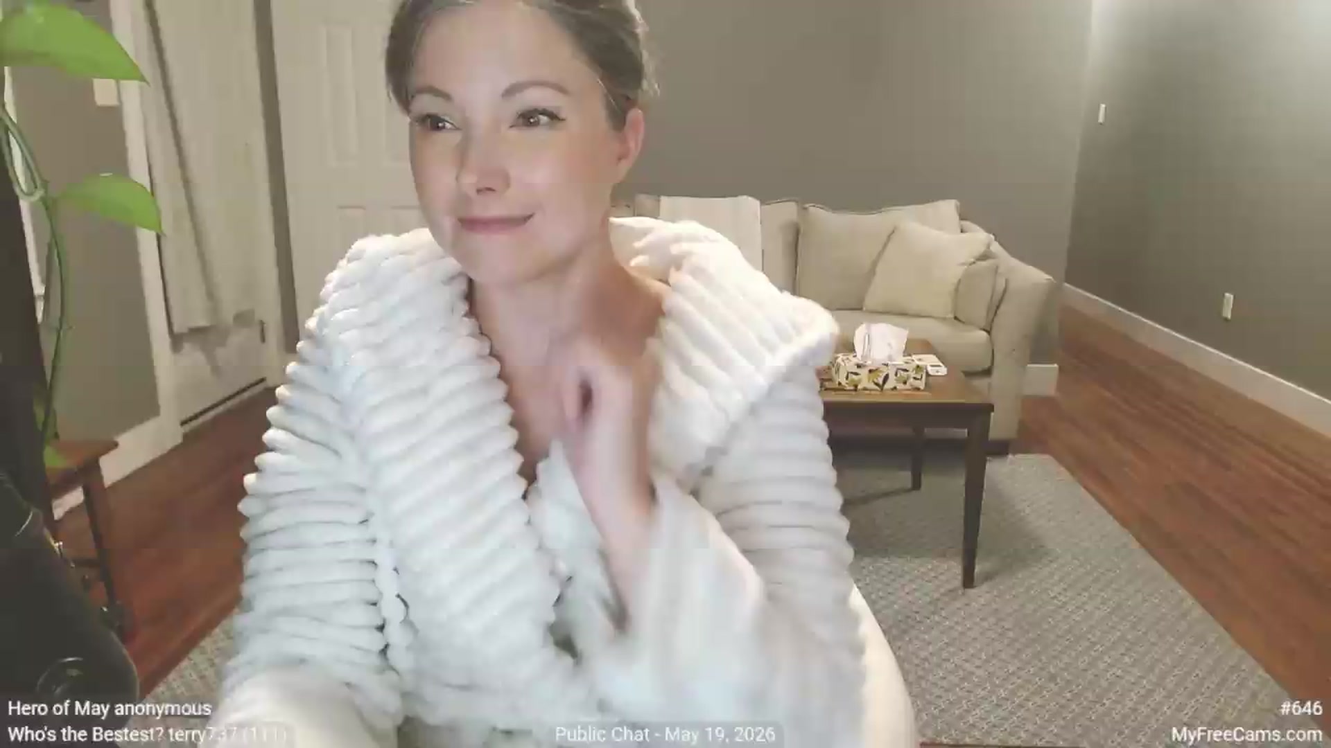 Gallery image thumbnail from KellyHeart's myfreecams stream on, 05/20/2026, 04:12 image 2 of 20