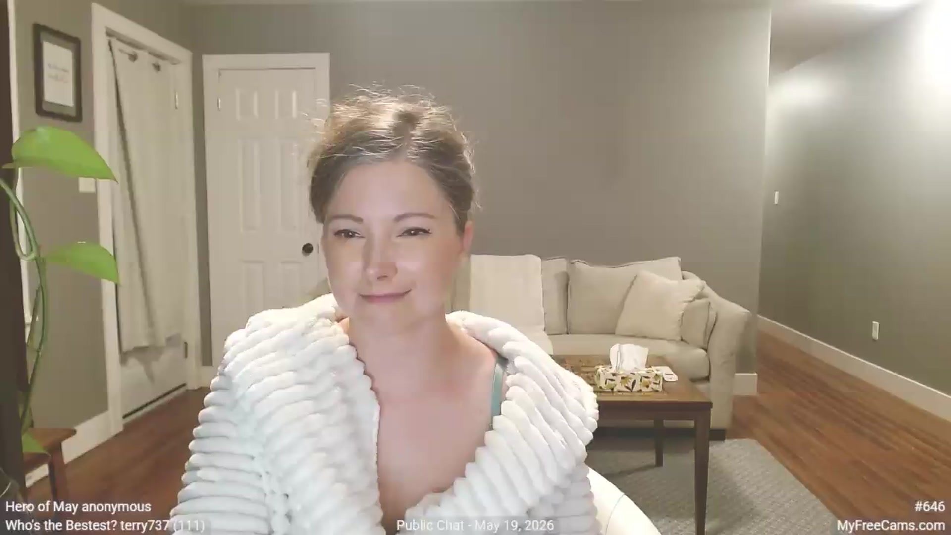 Gallery image thumbnail from KellyHeart's myfreecams stream on, 05/20/2026, 04:12 image 3 of 20
