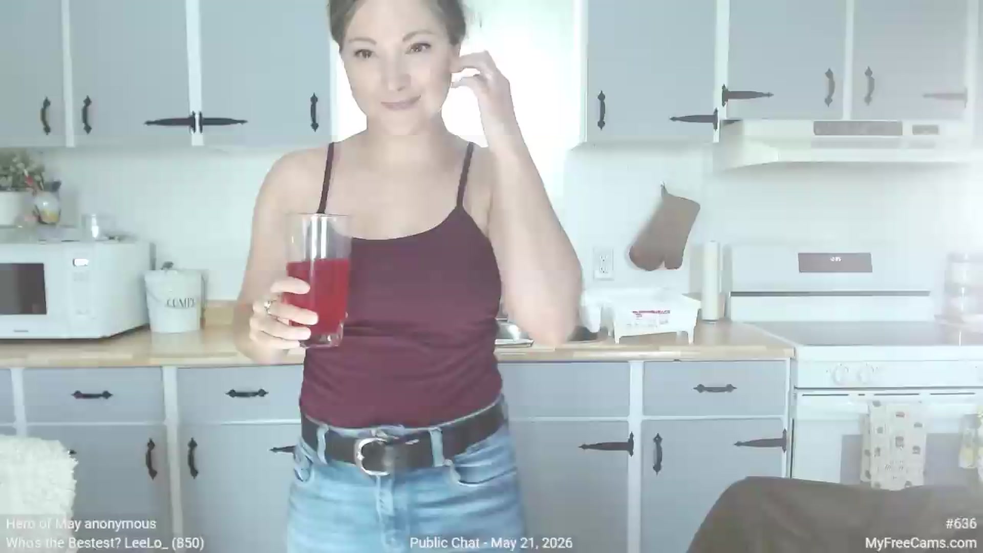Gallery image thumbnail from KellyHeart's myfreecams stream on, 05/21/2026, 17:36 image 13 of 20