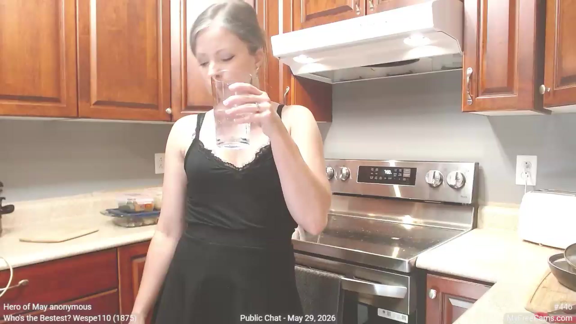 Gallery image thumbnail from KellyHeart's myfreecams stream on, 05/30/2026, 24:01 image 19 of 20