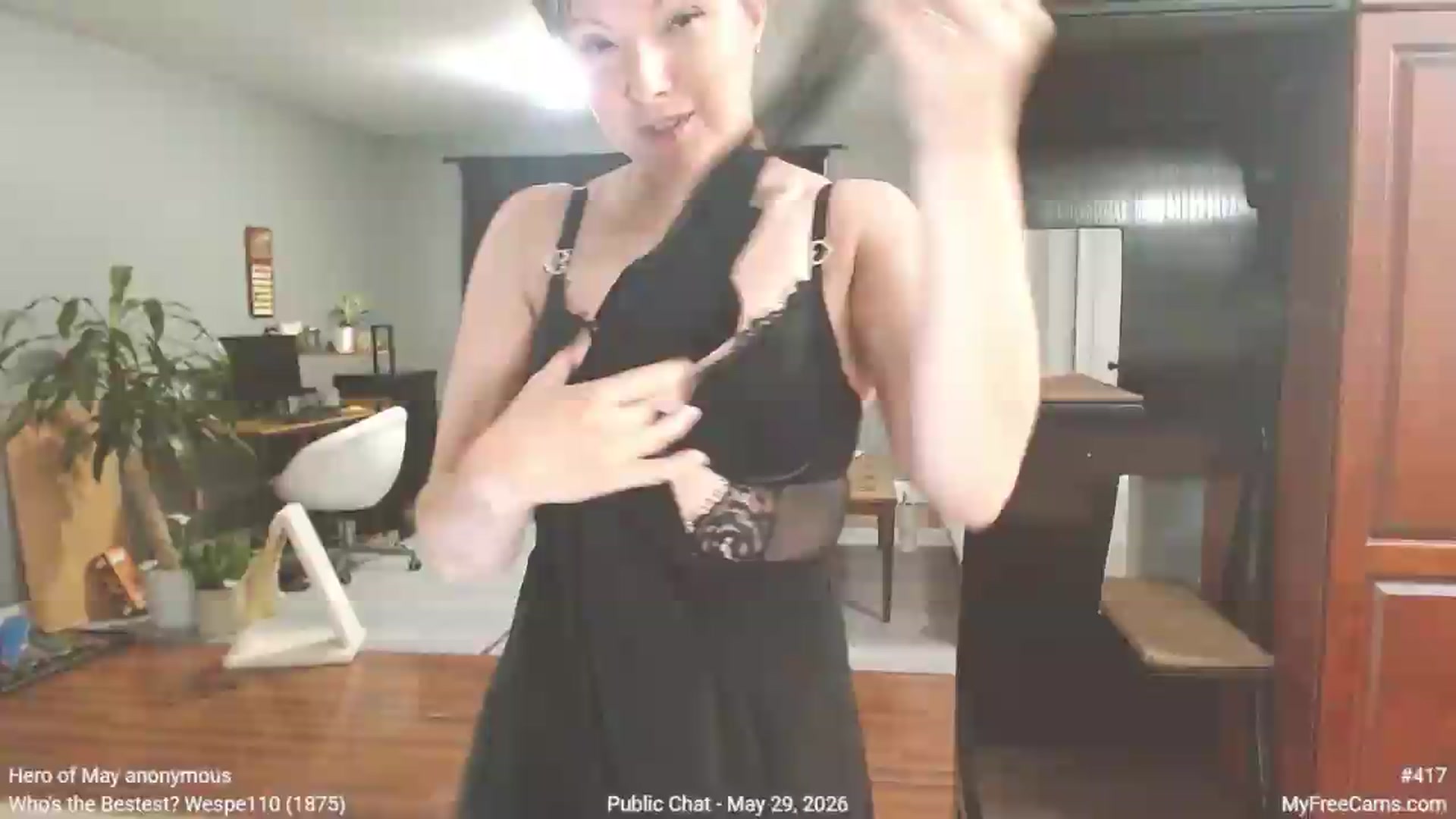 Gallery image thumbnail from KellyHeart's myfreecams stream on, 05/30/2026, 05:12 image 4 of 20