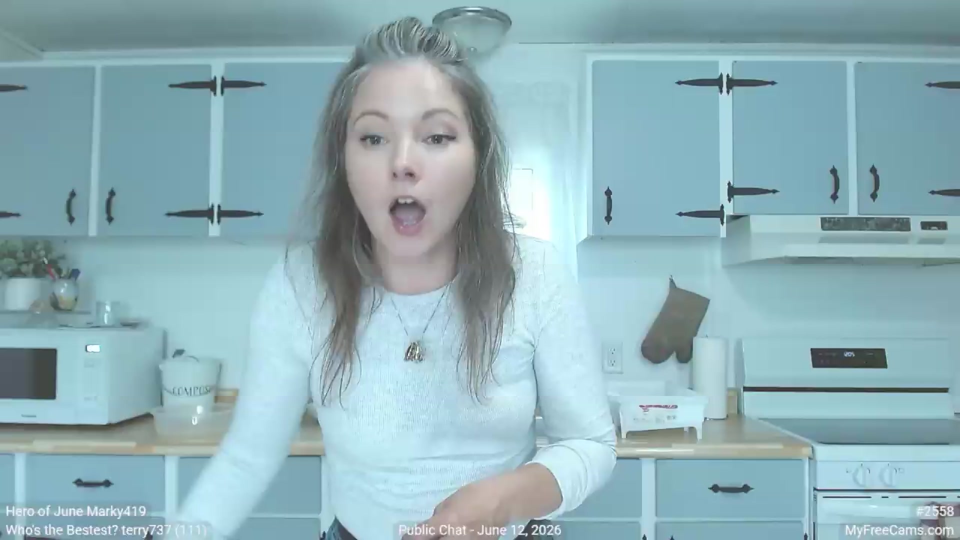 Gallery image thumbnail from KellyHeart's myfreecams stream on, 06/12/2026, 19:04 image 5 of 20
