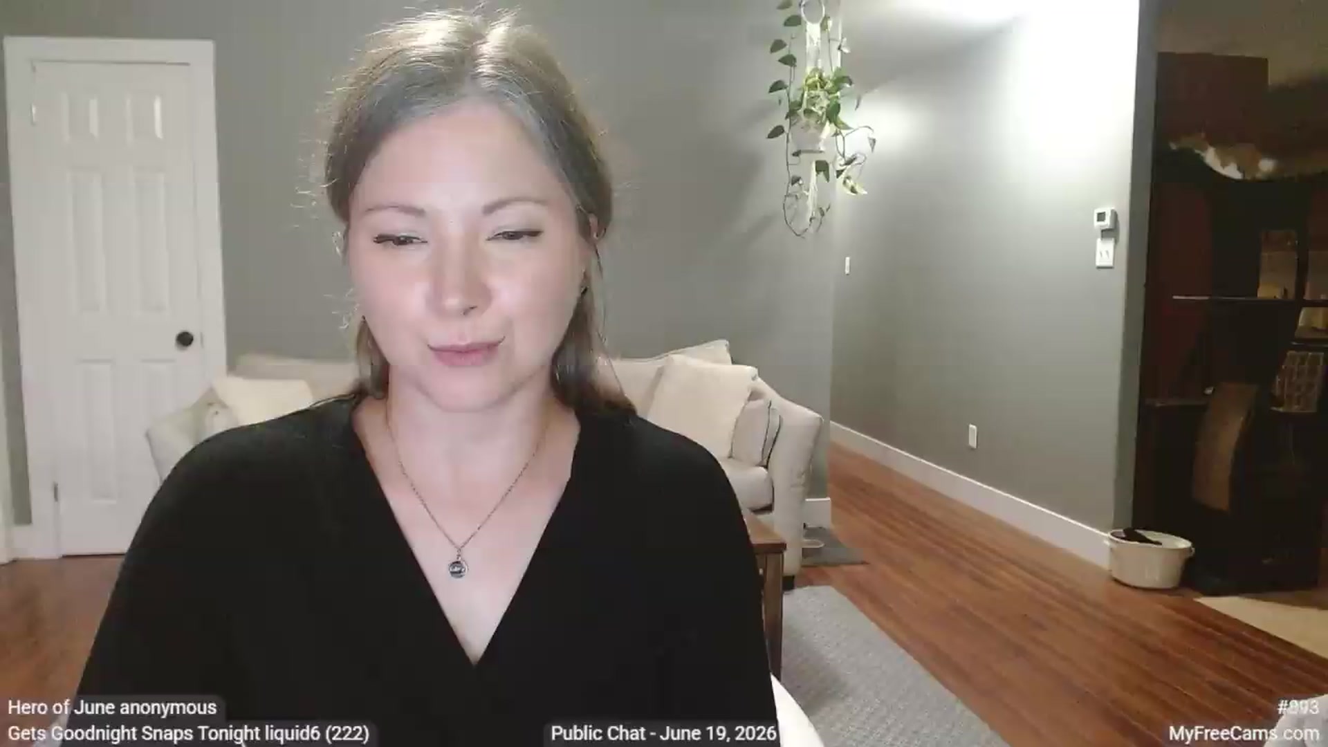 Gallery image thumbnail from KellyHeart's myfreecams stream on, 06/20/2026, 03:25 image 15 of 20