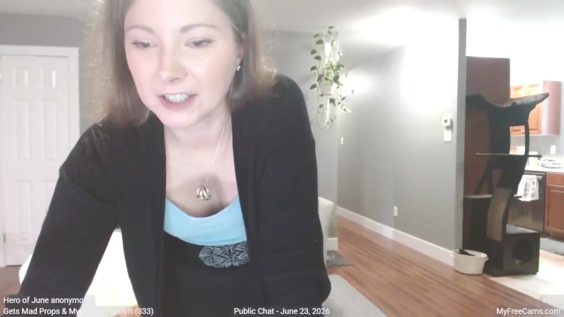 Gallery image thumbnail from KellyHeart's myfreecams stream on, 06/23/2026, 18:06 image 8 of 20