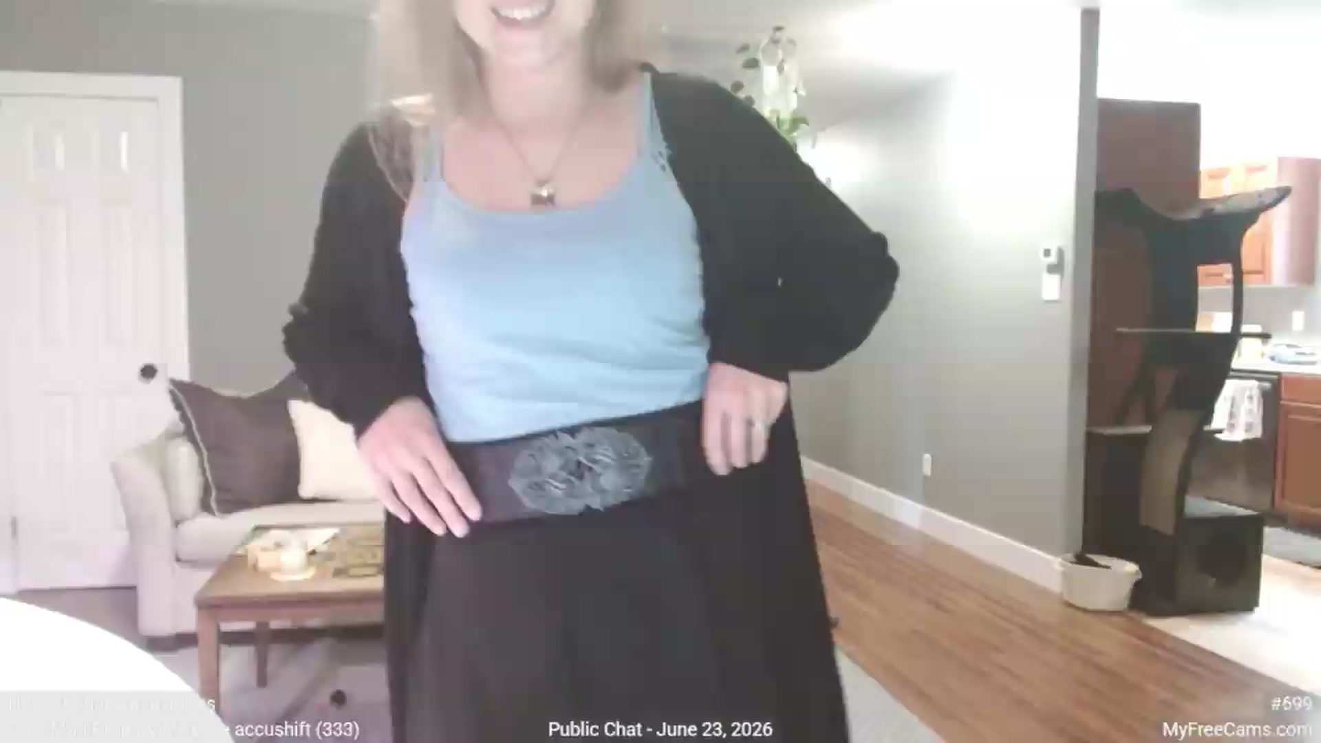 Gallery image thumbnail from KellyHeart's myfreecams stream on, 06/23/2026, 18:06 image 5 of 20