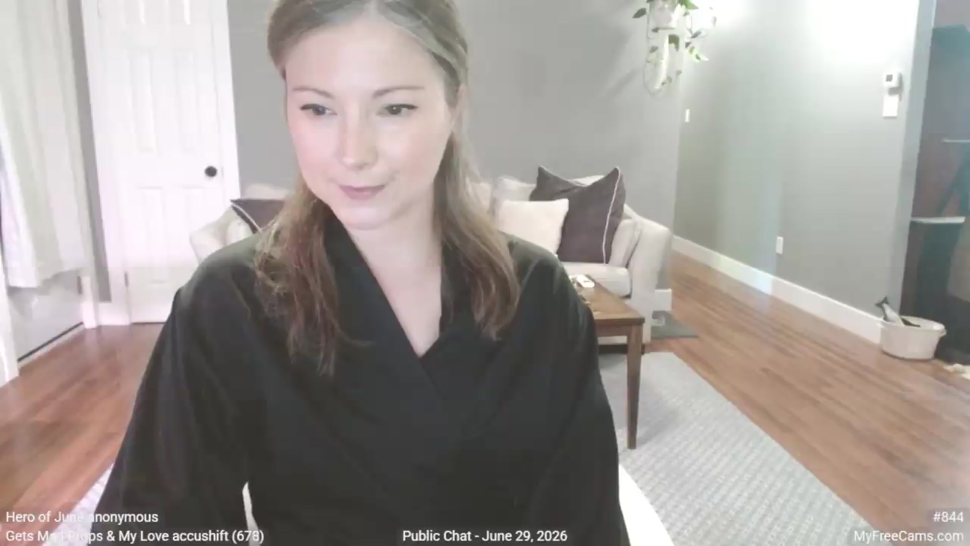 Gallery image thumbnail from KellyHeart's myfreecams stream on, 06/29/2026, 19:07 image 9 of 20