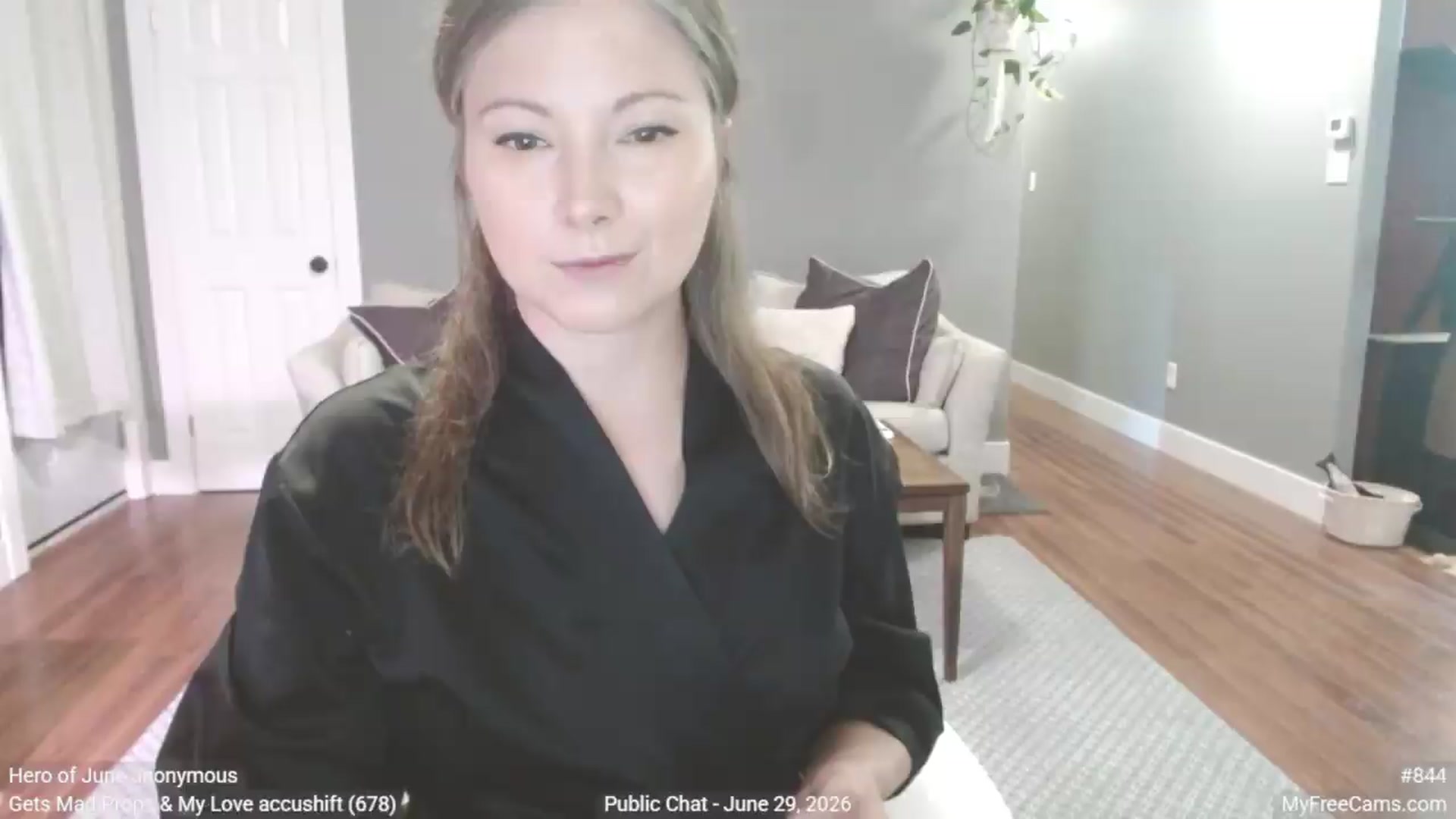 Gallery image thumbnail from KellyHeart's myfreecams stream on, 06/29/2026, 19:07 image 10 of 20