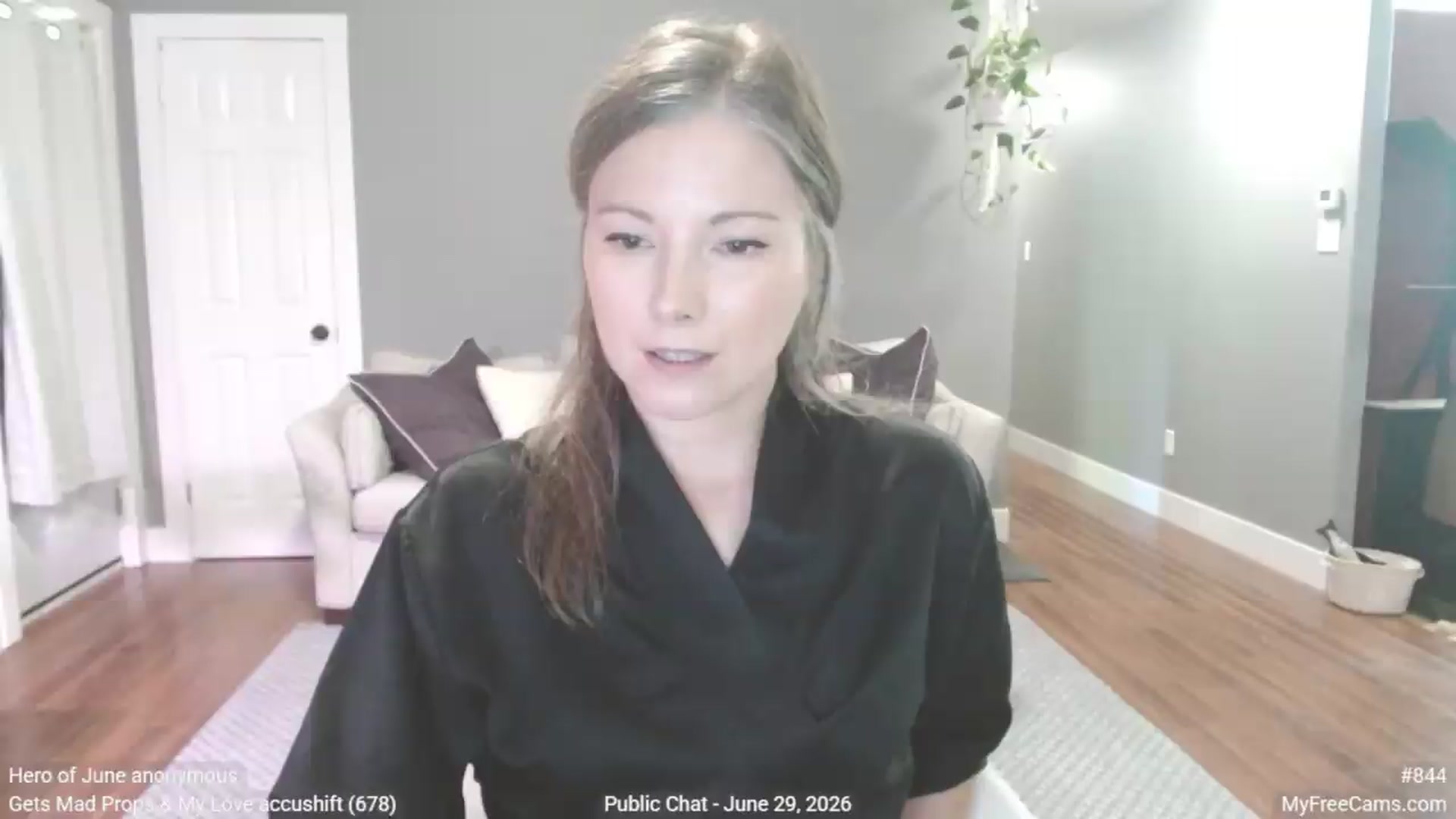 Gallery image thumbnail from KellyHeart's myfreecams stream on, 06/29/2026, 19:07 image 8 of 20