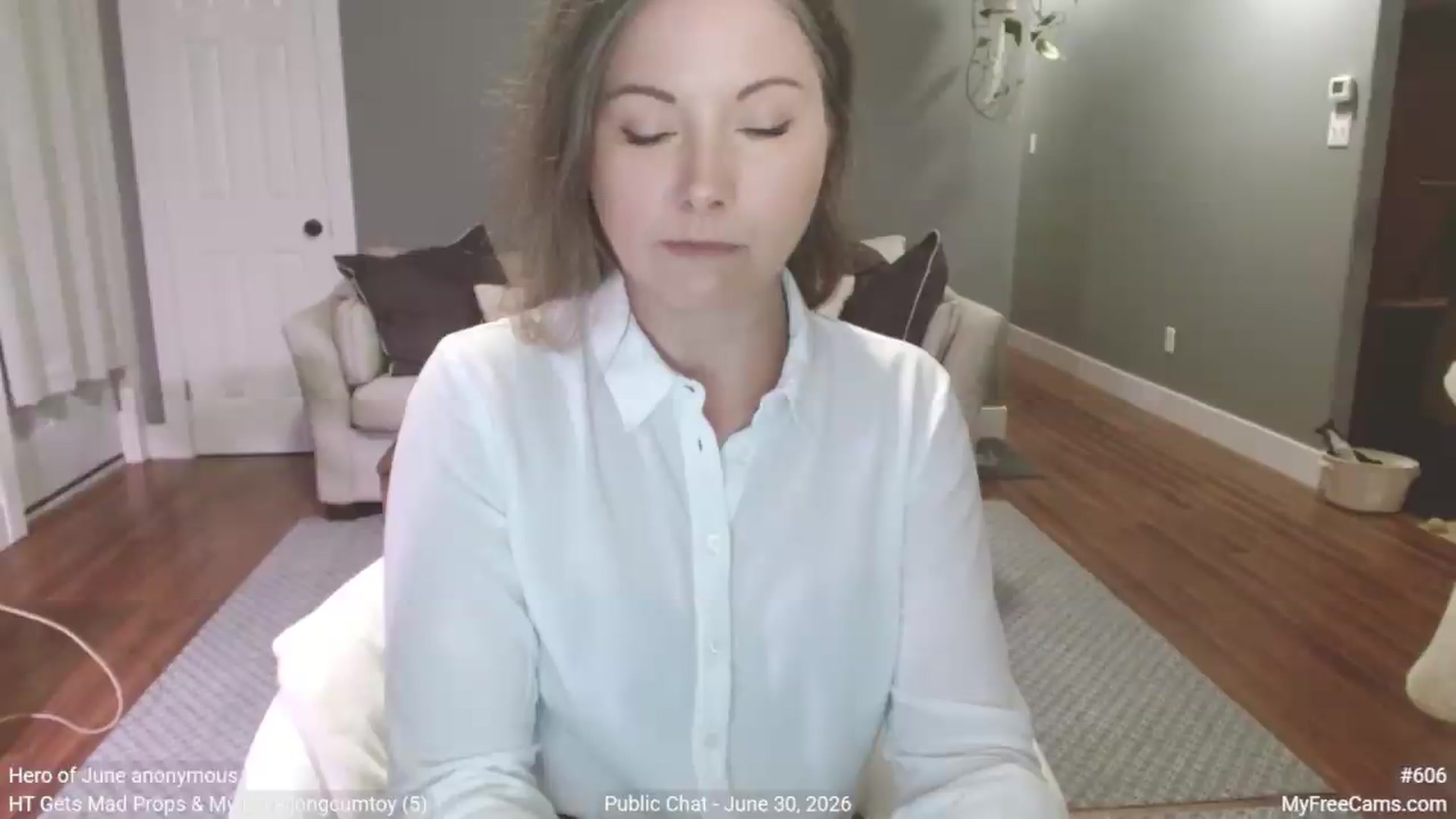 Gallery image thumbnail from KellyHeart's myfreecams stream on, 06/30/2026, 23:51 image 15 of 20