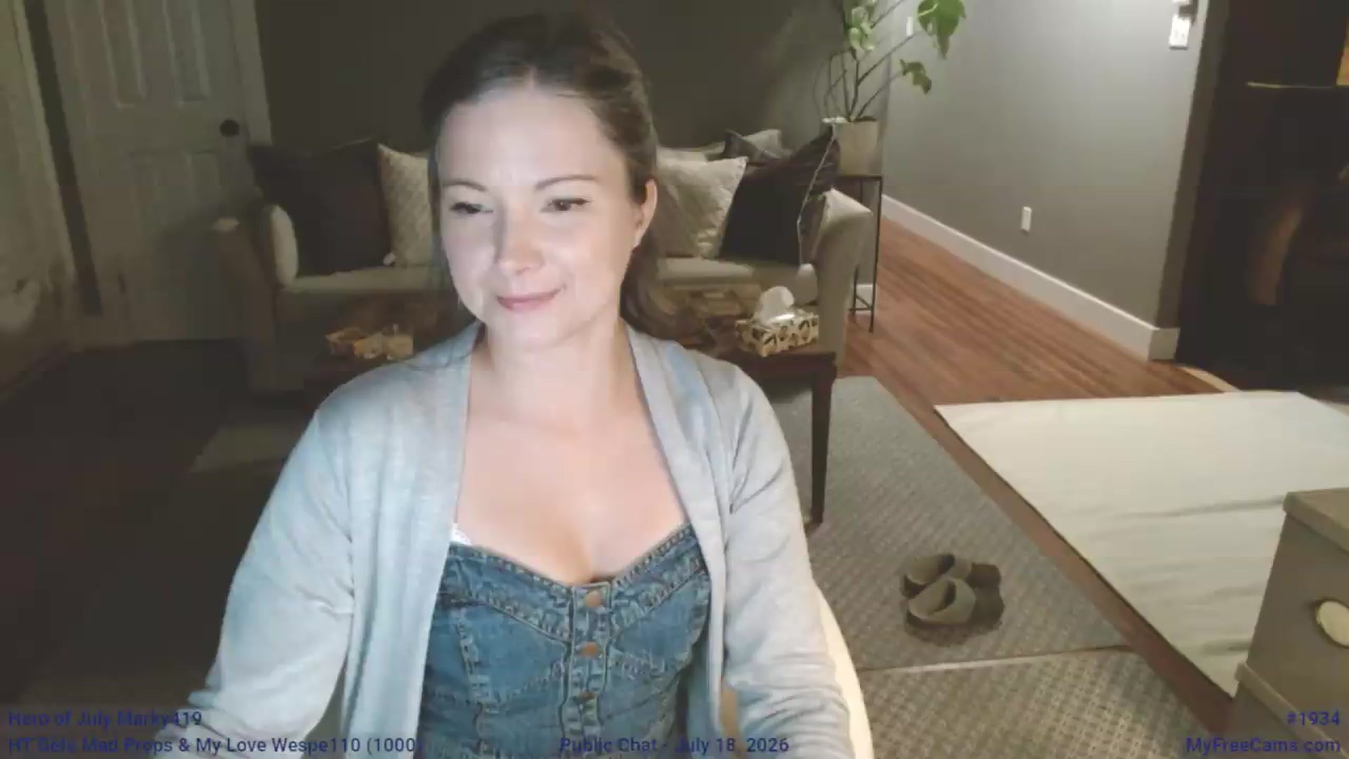Gallery image thumbnail from KellyHeart's myfreecams stream on, 07/19/2026, 02:05 image 8 of 20