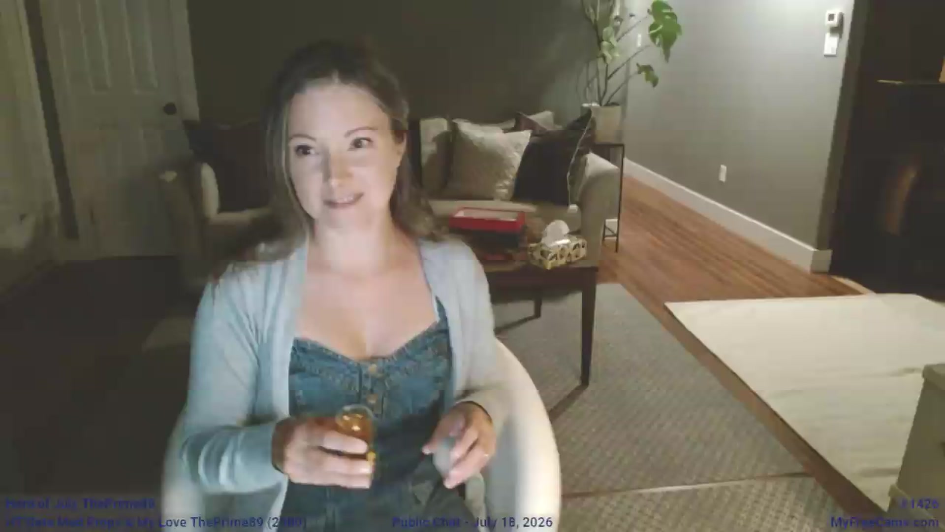 Gallery image thumbnail from KellyHeart's myfreecams stream on, 07/19/2026, 03:44 image 16 of 20