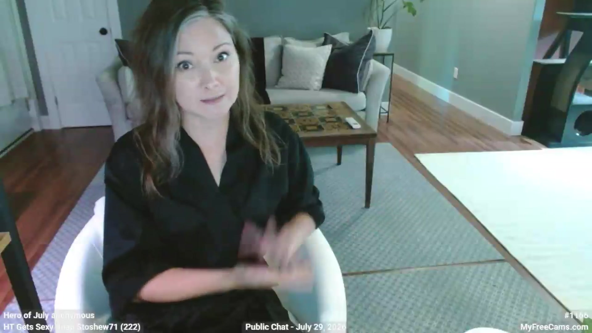 Gallery image thumbnail from KellyHeart's myfreecams stream on, 07/29/2026, 18:04 image 10 of 20