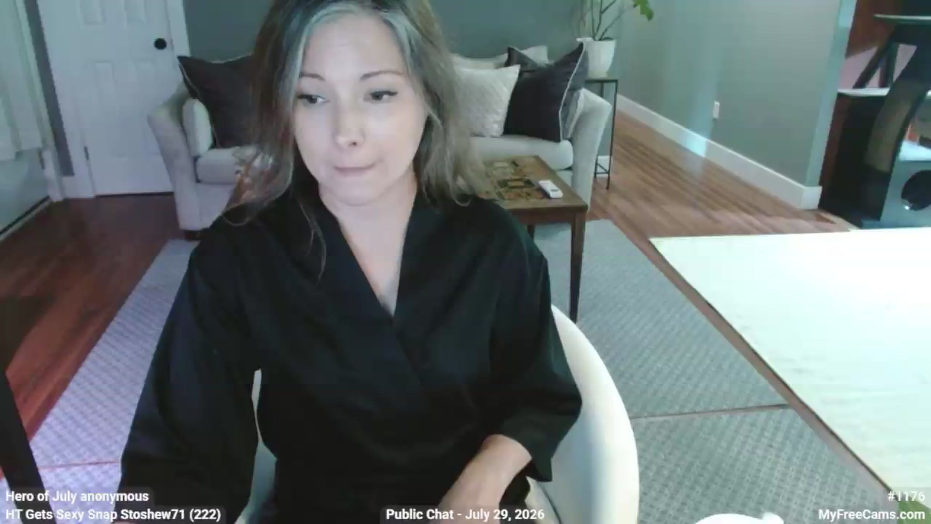 Gallery image thumbnail from KellyHeart's myfreecams stream on, 07/29/2026, 18:04 image 5 of 20