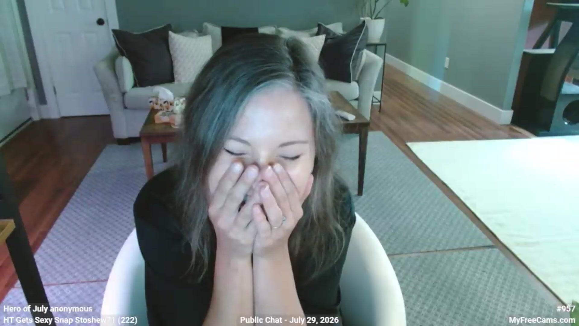 Gallery image thumbnail from KellyHeart's myfreecams stream on, 07/29/2026, 18:04 image 16 of 20