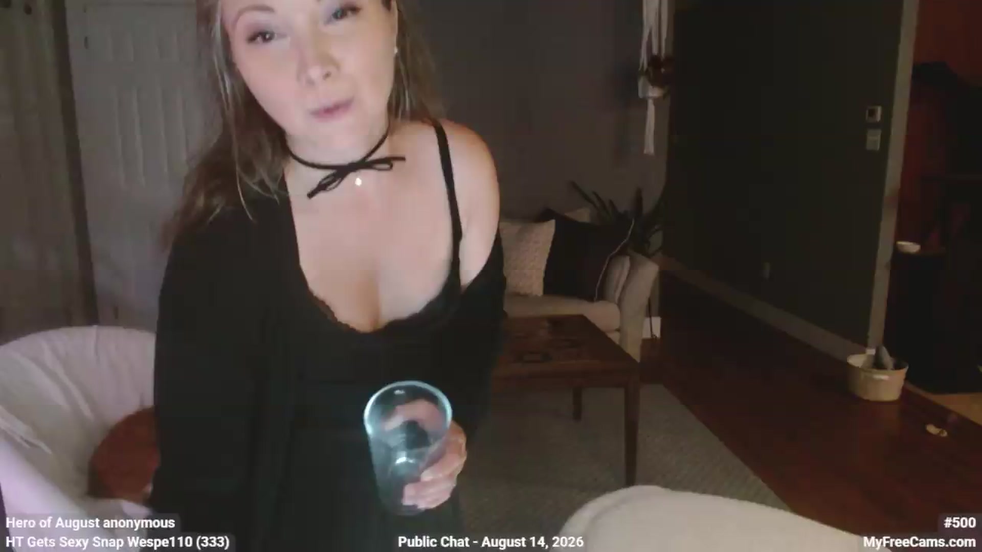 Gallery image thumbnail from KellyHeart's myfreecams stream on, 08/15/2026, 05:43 image 9 of 20