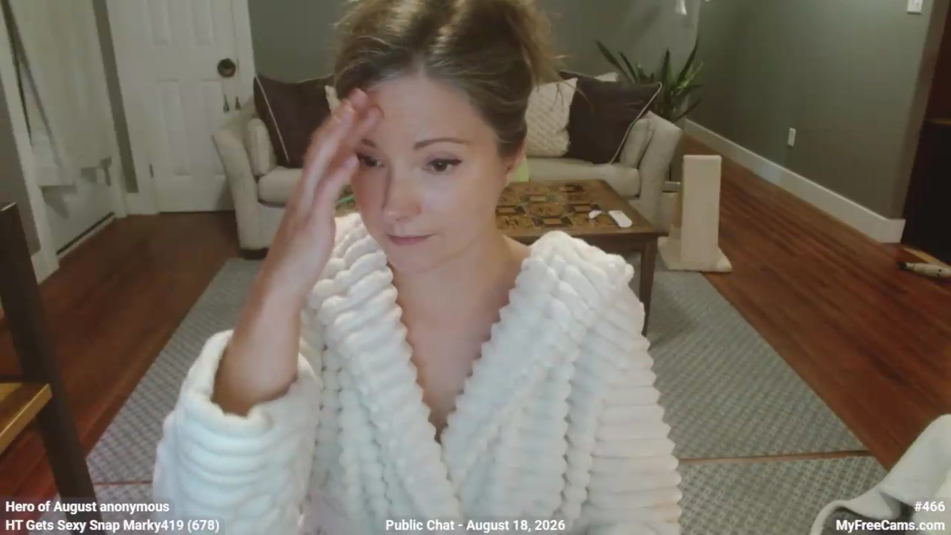 Gallery image thumbnail from KellyHeart's myfreecams stream on, 08/18/2026, 21:38 image 14 of 20