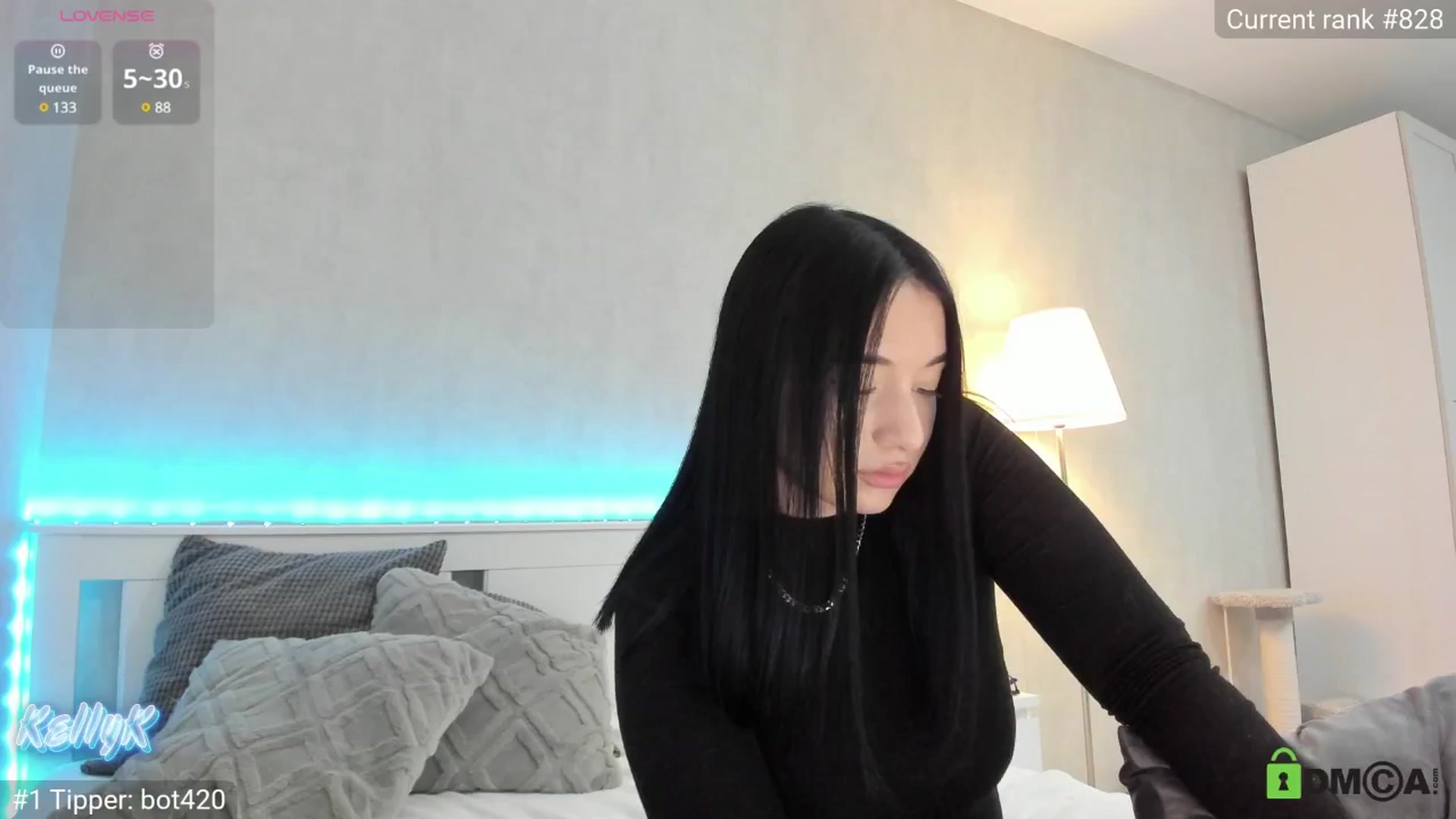 Gallery image thumbnail from KellyK's myfreecams stream on, 11/07/2024, 10:46 image 11 of 20