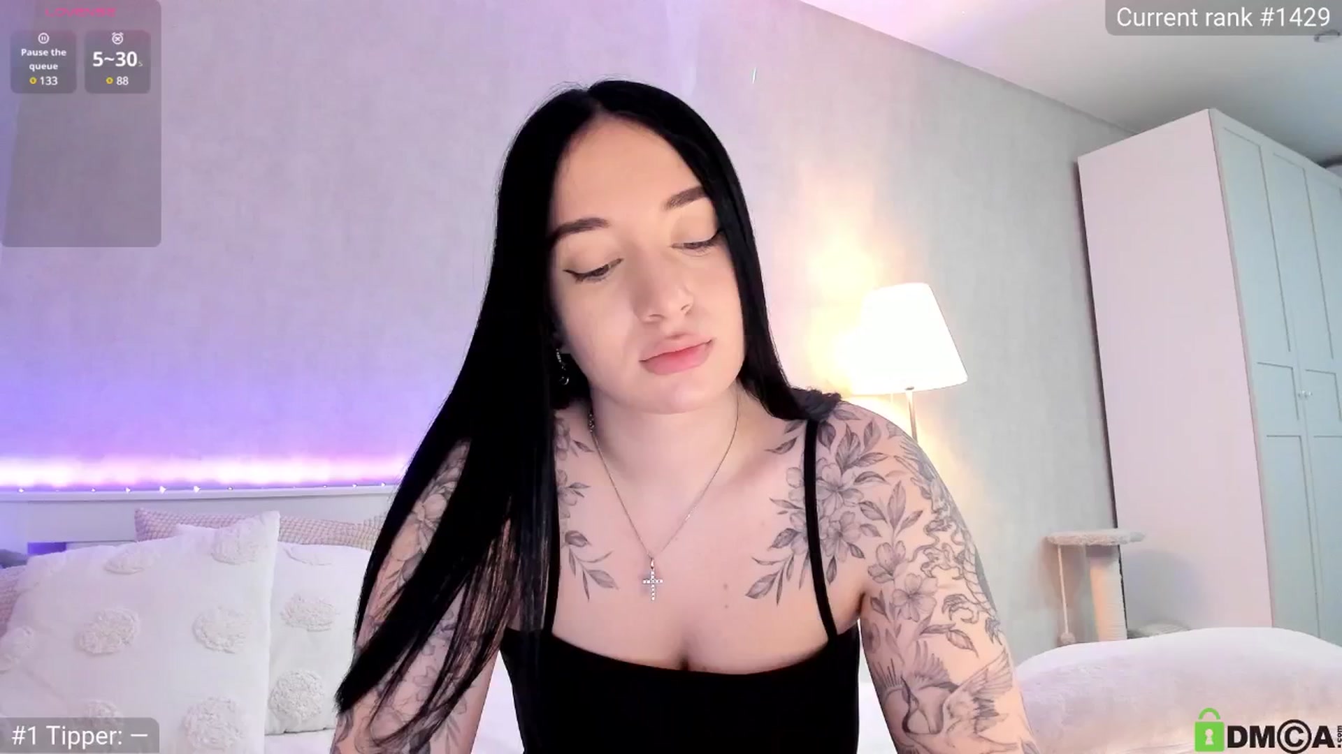 Gallery image thumbnail from KellyK's myfreecams stream on, 12/08/2024, 11:51 image 8 of 20