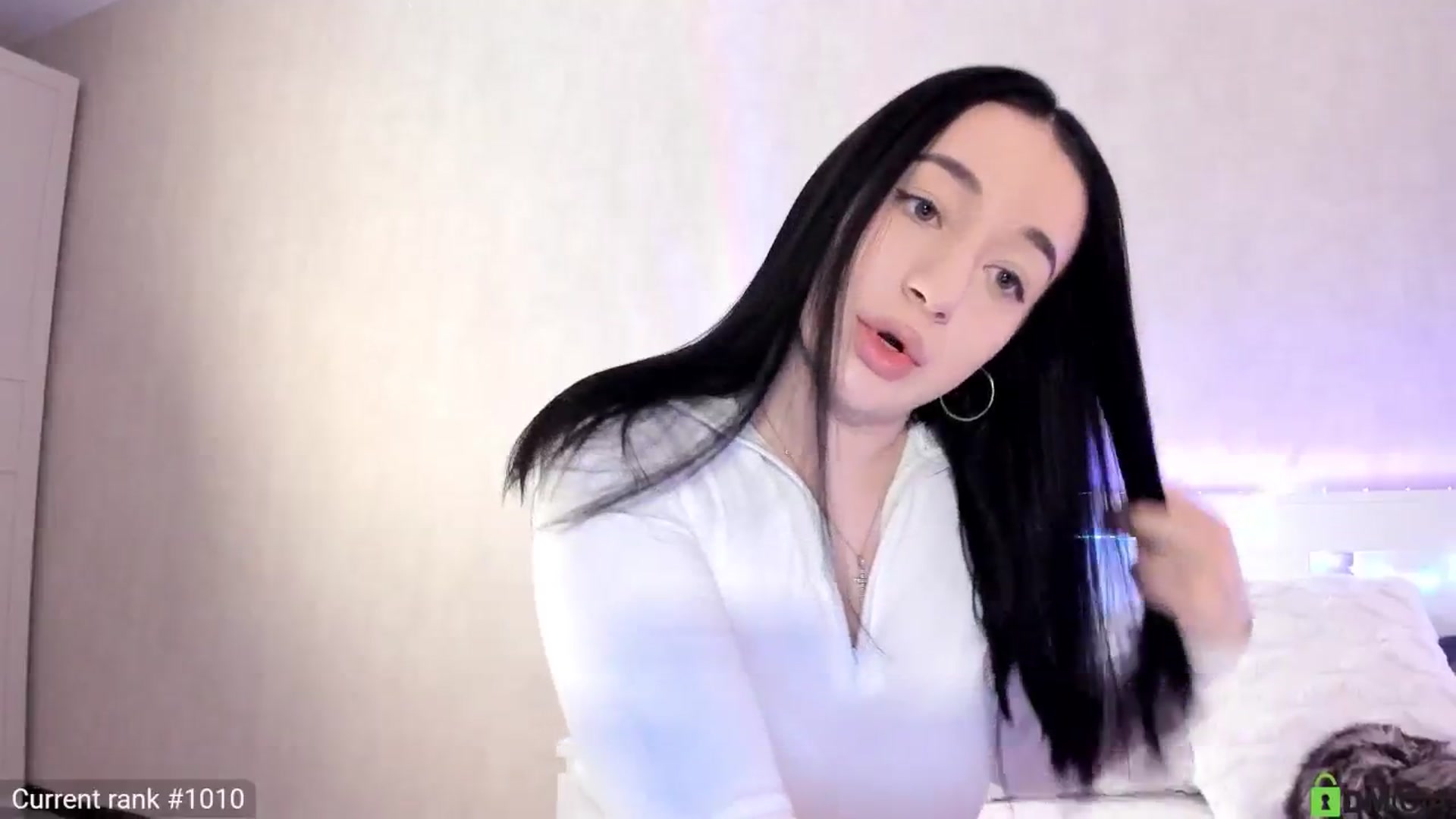 Gallery image thumbnail from KellyK's myfreecams stream on, 01/20/2025, 14:10 image 9 of 20