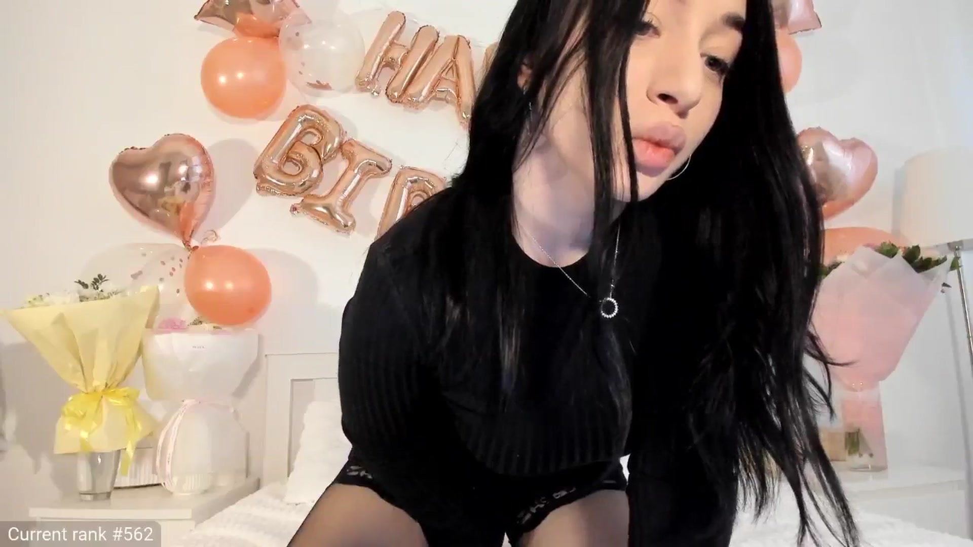 Gallery image thumbnail from KellyK's myfreecams stream on, 03/19/2025, 10:38 image 15 of 20
