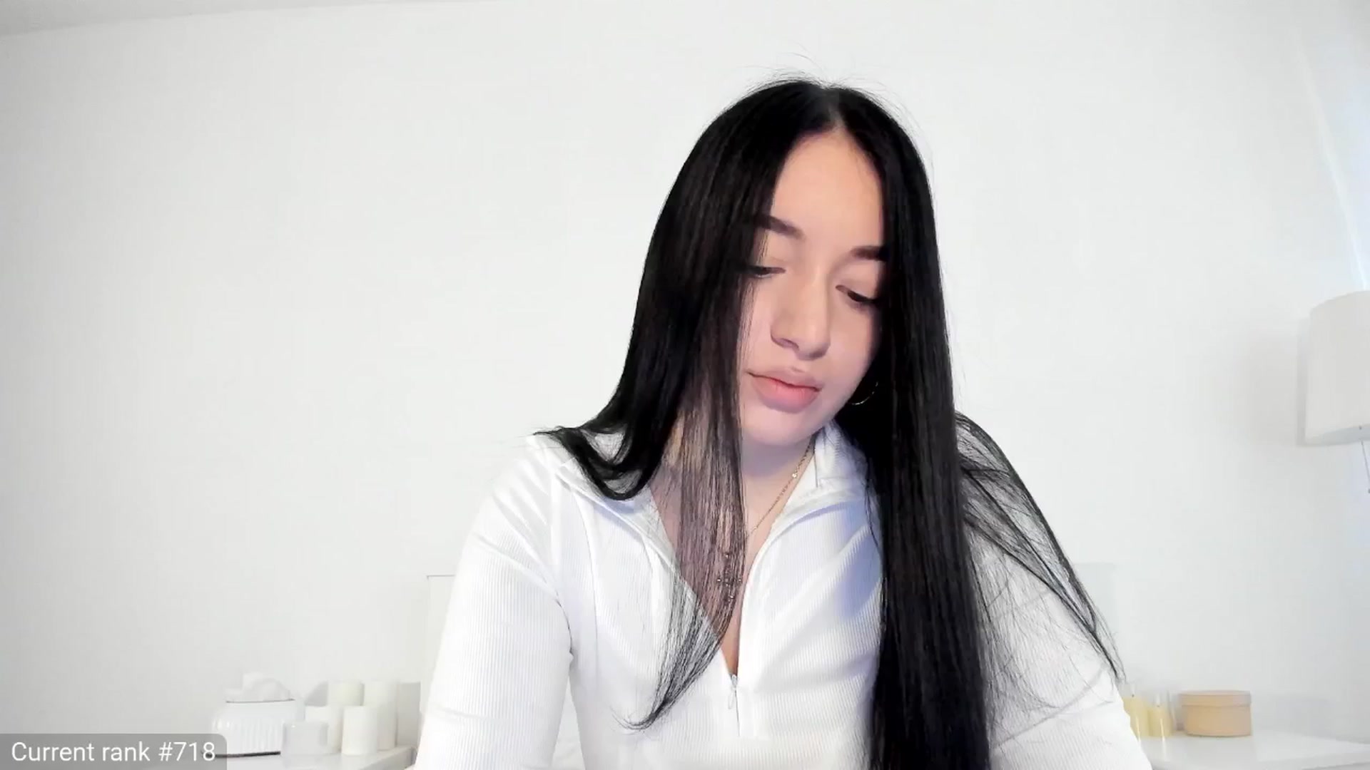 Gallery image thumbnail from KellyK's myfreecams stream on, 03/30/2025, 09:07 image 17 of 20