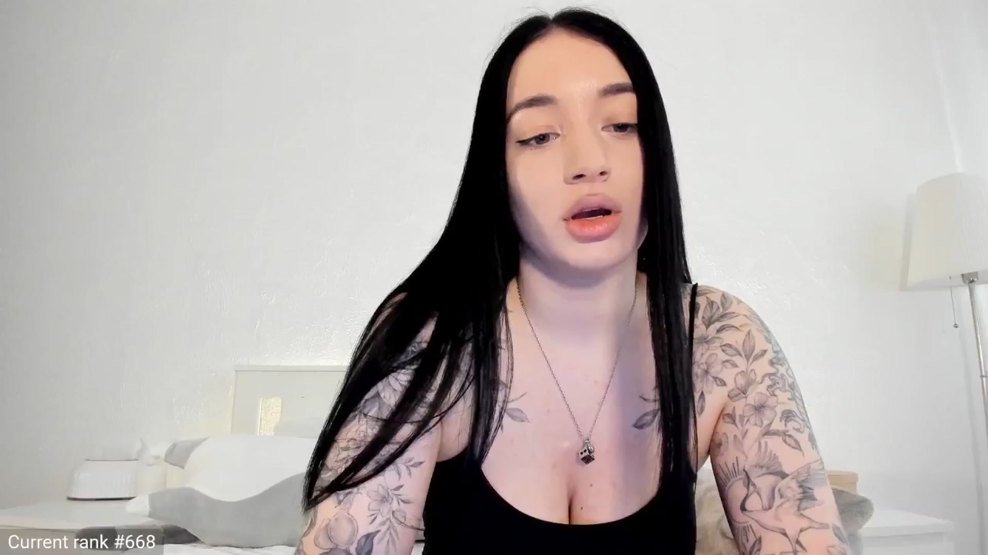 Gallery image thumbnail from KellyK's myfreecams stream on, 03/31/2025, 10:25 image 10 of 20
