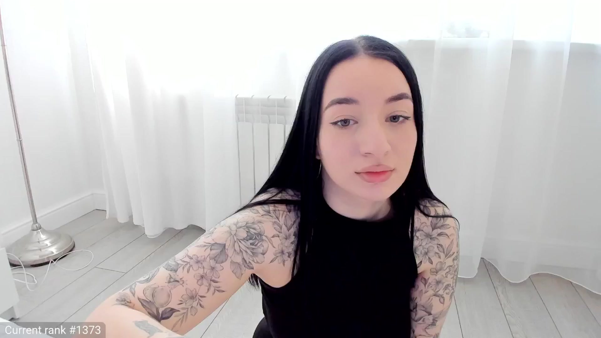 Gallery image thumbnail from KellyK's myfreecams stream on, 04/02/2025, 07:06 image 7 of 20